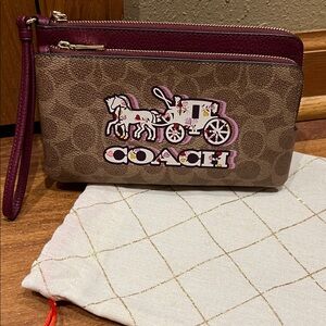 Coach Tan and Burgundy Double  zipper Wristlet